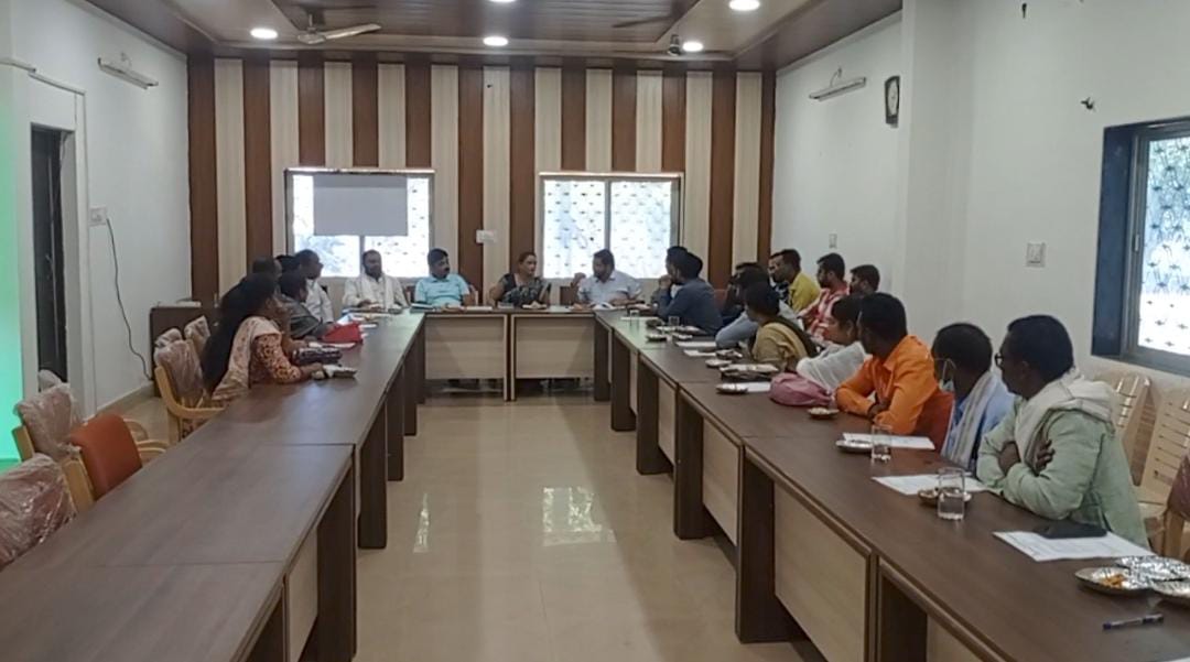 नगर पालिका परिषद ने तीन ठेकेदार की अमानत राशि जप्त