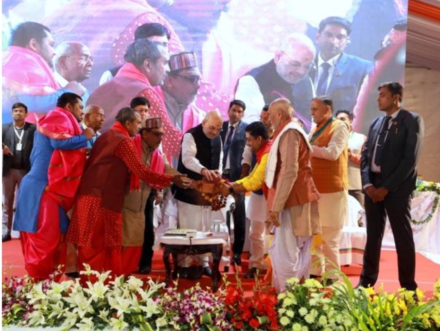 केन्द्रीय गृह एवं सहकारिता मंत्री अमित शाह ने झारखण्ड के देवघर में IFFCO नैनो यूरिया प्लांट के पांचवे सयंत्र का किया भूमिपूजन और शिलान्यास