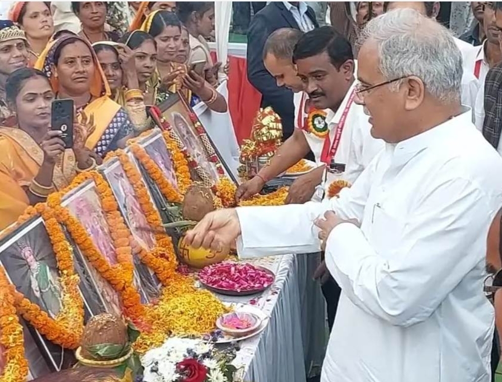 <strong>मुख्यमंत्री भूपेश बघेल ने छत्तीसगढ़ मनवा कुर्मी क्षत्रिय समाज के सम्मेलन हुए  शामिल</strong>