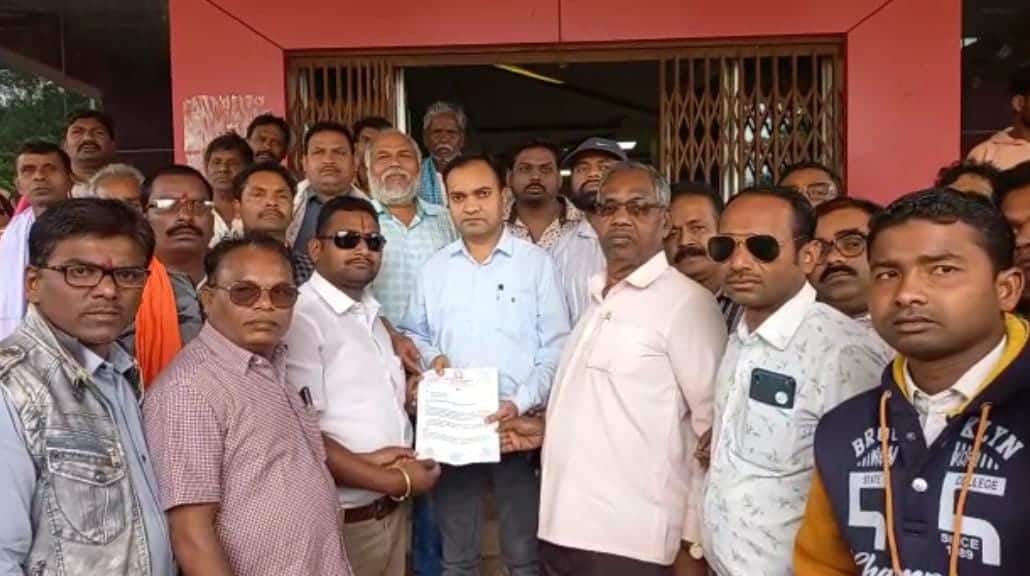 पिछड़ा वर्ग को पट्टा देने आना कानी कर रही जिला प्रशासन -रितेश पटेल