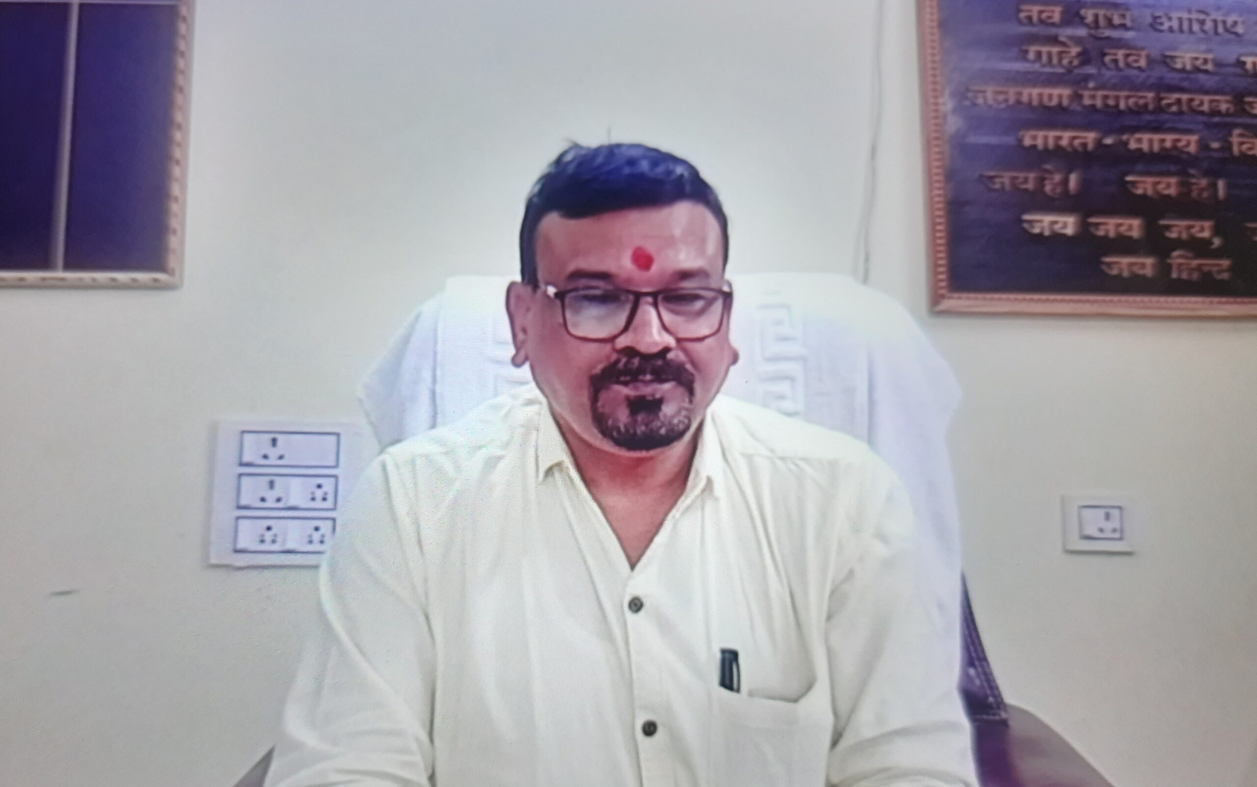 अशोक पटेल जिला शिक्षा अधिकारी पद से हटाया, शिक्षक पदोन्नति में अनियमितता मामल