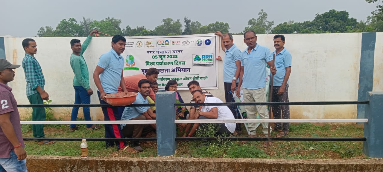 विश्व पर्यावरण दिवस न्यू बस्तर क्लब के नेतृत्व में लगाए गए पौधे