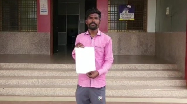 बस्तर प्रभारी रवि घोष पर युवक ने लगाया मारपीट का आरोप, कार्रवाही के लिए एसपी से की शिकायत