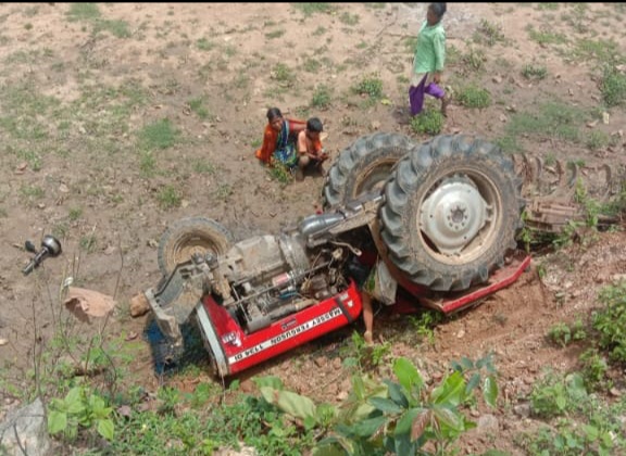 ट्रेक्टर पलटने से किसान की हुई मौत
