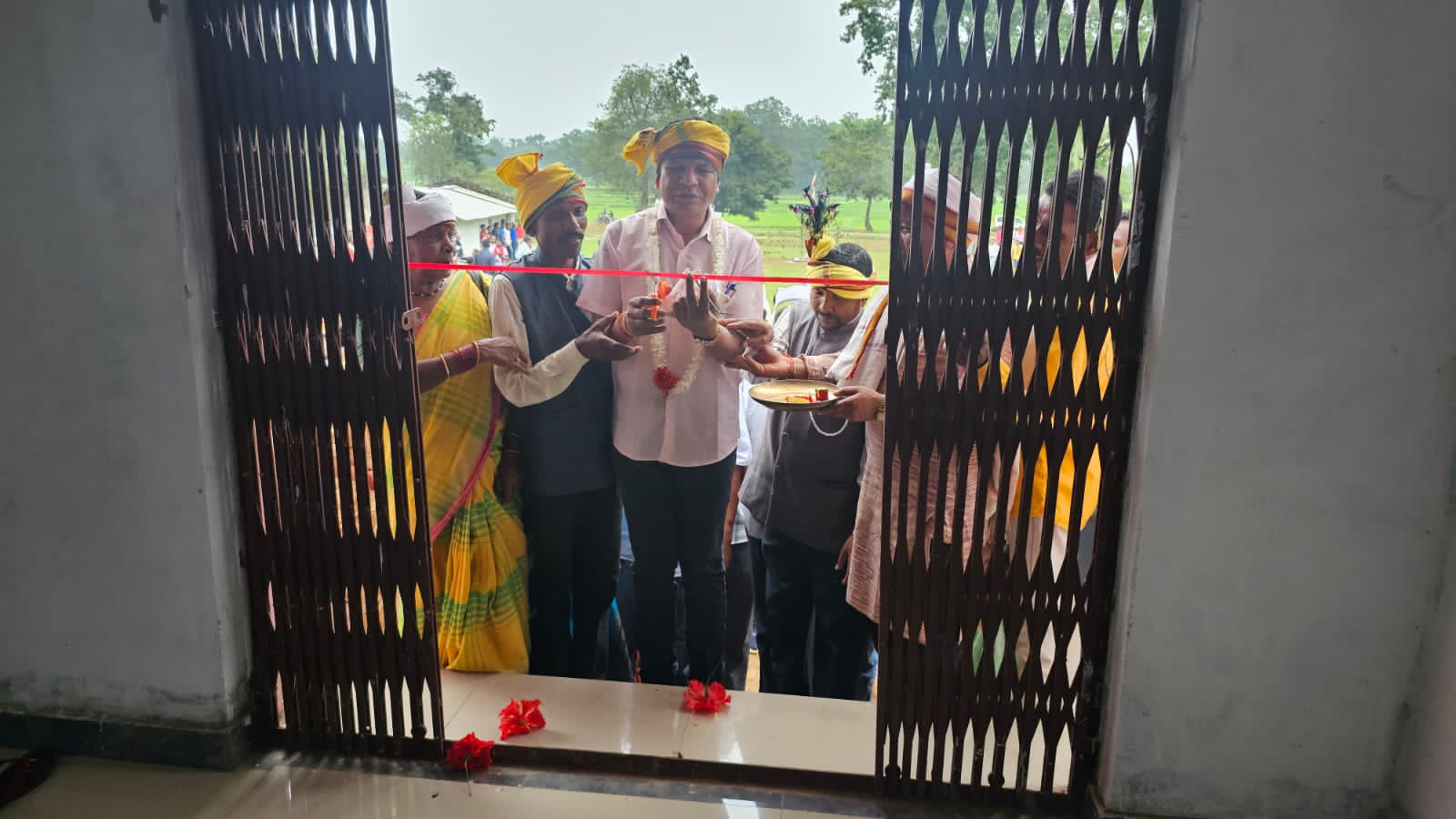 मंत्री मोहन मरकाम ने माकड़ी ब्लॉक में विभिन्न निर्माण कार्यो का किया लोकार्पण व भूमिपूजन