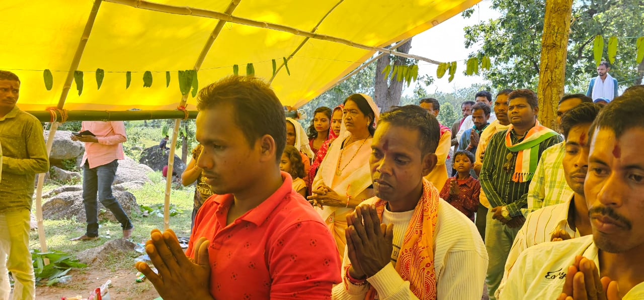 राजमिस्त्री संघ के विश्वकर्मा पुजन में शामिल हुई श्याम कुमारी ध्रुव