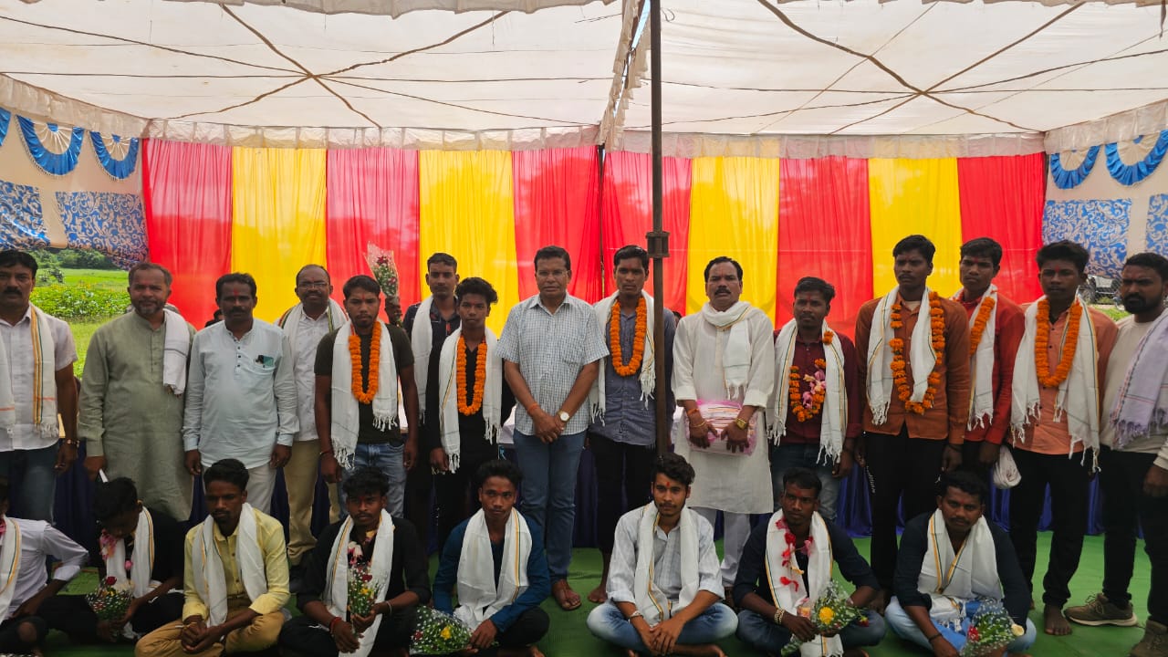 21 युवाओं ने किया कांग्रेस प्रवेश