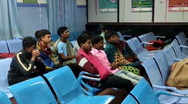 छात्रवास के 25 बच्चे हुआ वायरल फीवर से पीड़ित, जिला अस्पताल में हुए भर्ती
