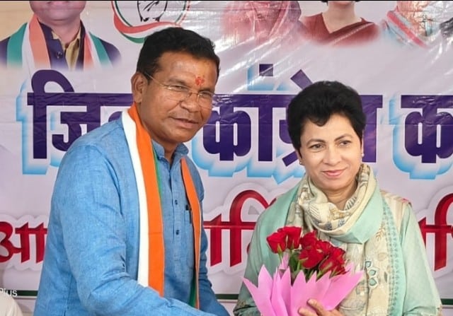 प्रदेश कांग्रेस प्रभारी कुमारी शैलजा का कार्यकर्ताओं में भरा जोश, जीत का दिया मंत्र