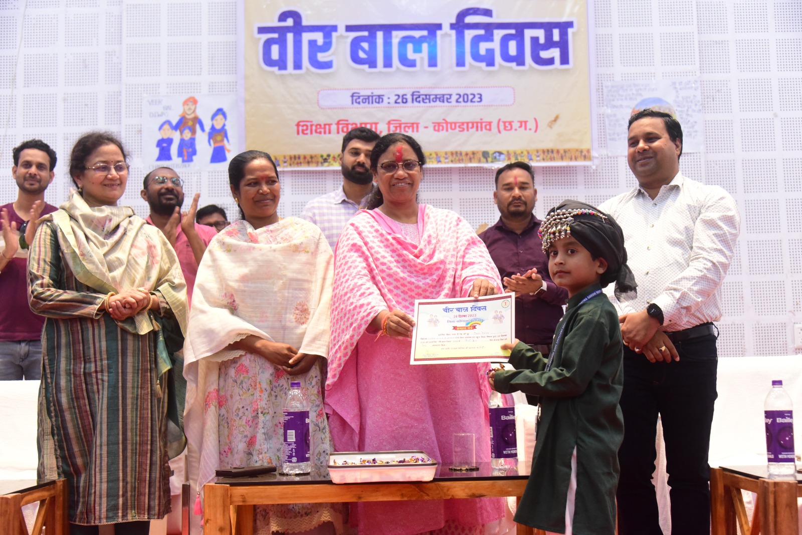 वीर बाल दिवस कार्यक्रम में शामिल हुई लता उसेंडी