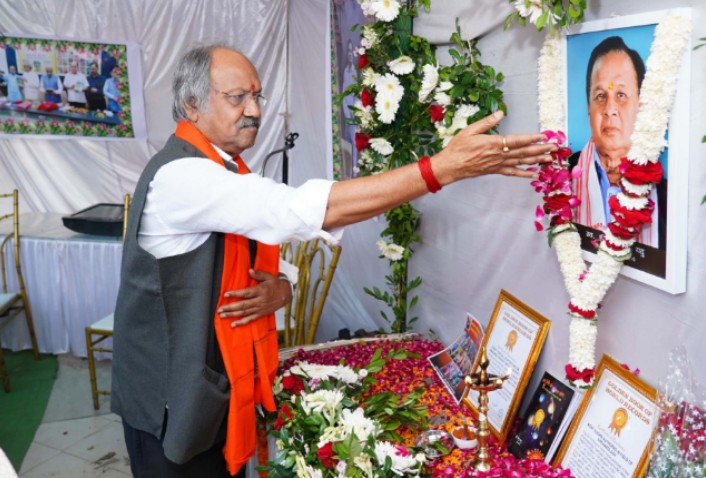 हेमू यदु की कृति ‘ओम लिपि की रहस्यमय खोज’ का संस्कृति मंत्री बृजमोहन अग्रवाल ने किया विमोचन..