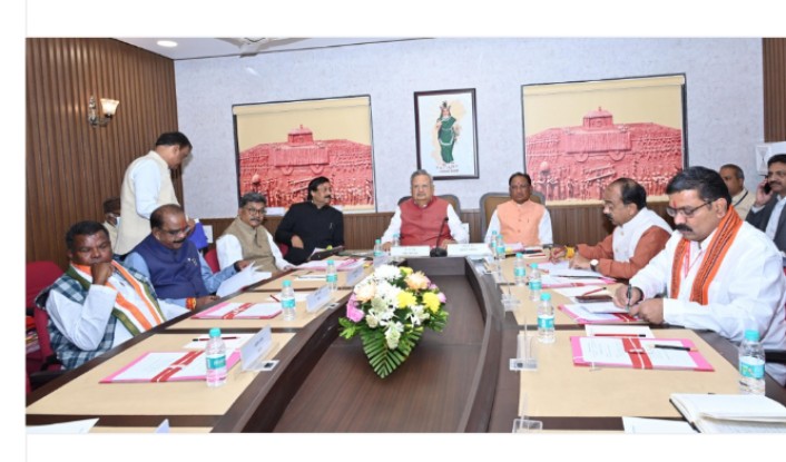 विधानसभा अध्यक्ष डॉ. रमन सिंह की अध्यक्षता में आज यहां विधानसभा के समिति कक्ष में कार्य मंत्रणा समिति की बैठक आयोजित की गई...