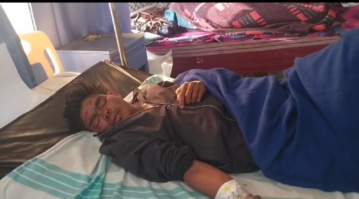 मोटरसाइकिल से गिरकर घायल हुआ युवक...
