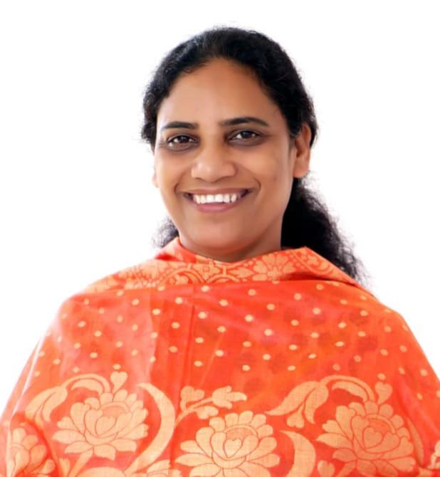 भूपेश बघेल सरकार में खिलाड़ियों को न सम्मान मिला न नौकरी, विधायक लता उसेंडी के सवाल पर खेल मंत्री टंकराम ने किया खिलाड़ियों का सम्मान...