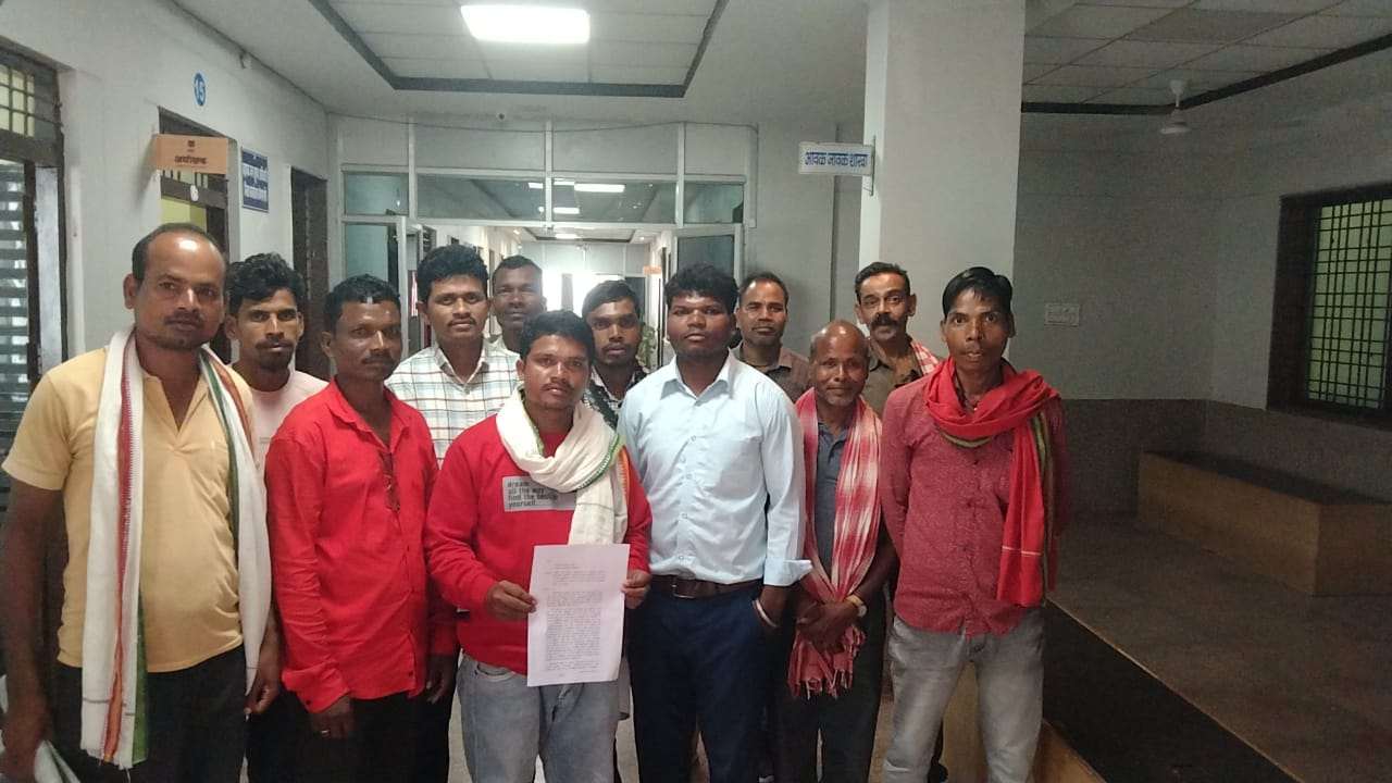 अखिल भारतीय आदिवासी महासभा कोण्डागांव ने पुनः सौंपा ज्ञापन...