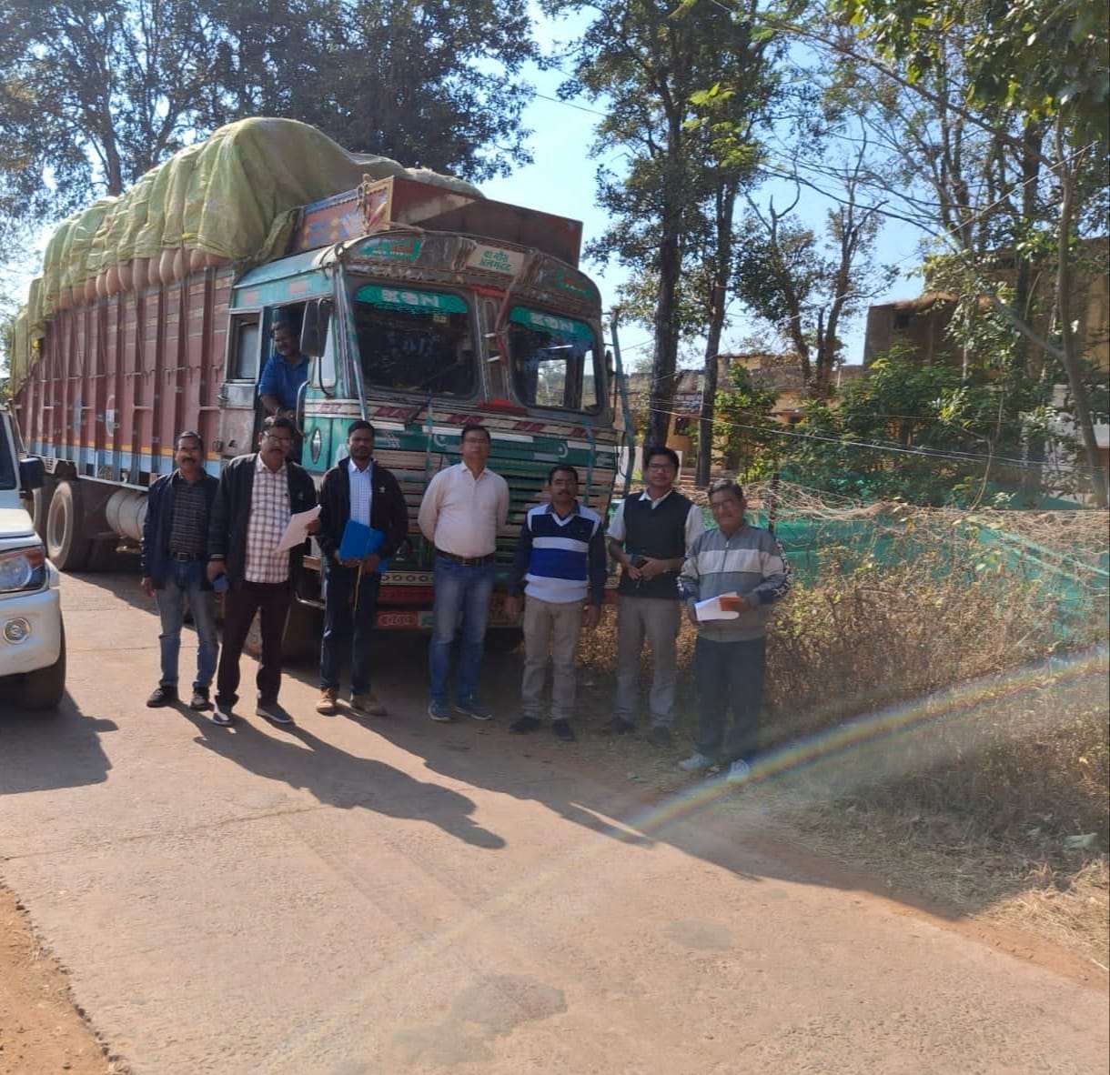 धान का अवैध परिवहन पर  कार्यवाही, 224 क्विंटल  धान जप्त...