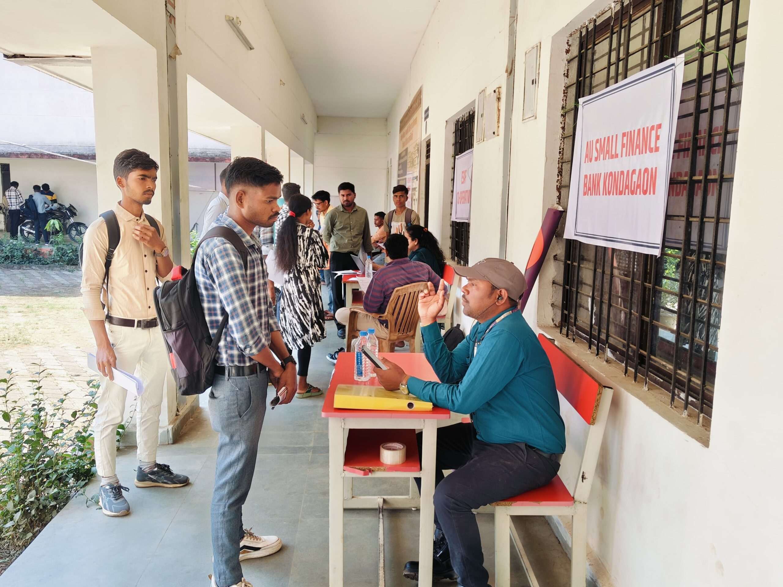 कोंडागांव में रोजगार मेला: 173 प्रतिभागियों में 140 का चयन..