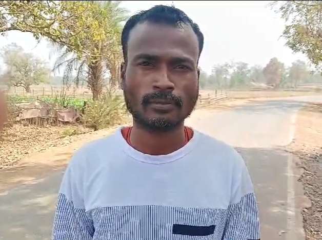 बैलेट पेपर देख होश उड़े पंच प्रत्याशी का, बैलेट पेपर में चुनाव चिन्ह ही गायब…
