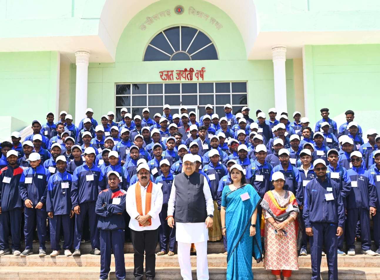 छात्रों ने पहली बार देखा विधानसभा की कार्यवाही, देखकर हुए उत्साहित...