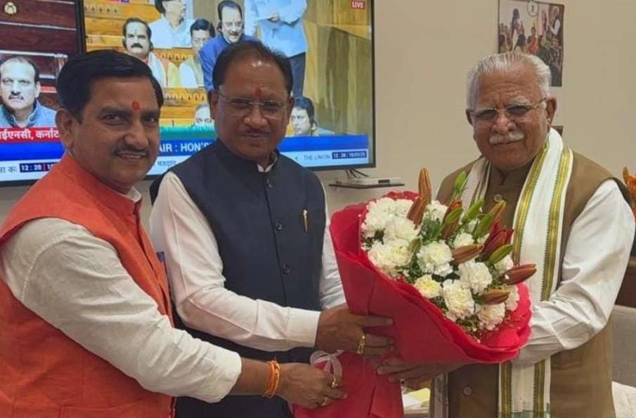 मुख्यमंत्री विष्णुदेव साय ने केंद्रीय मंत्री  मनोहर लाल खट्टर से की सौजन्य भेंट