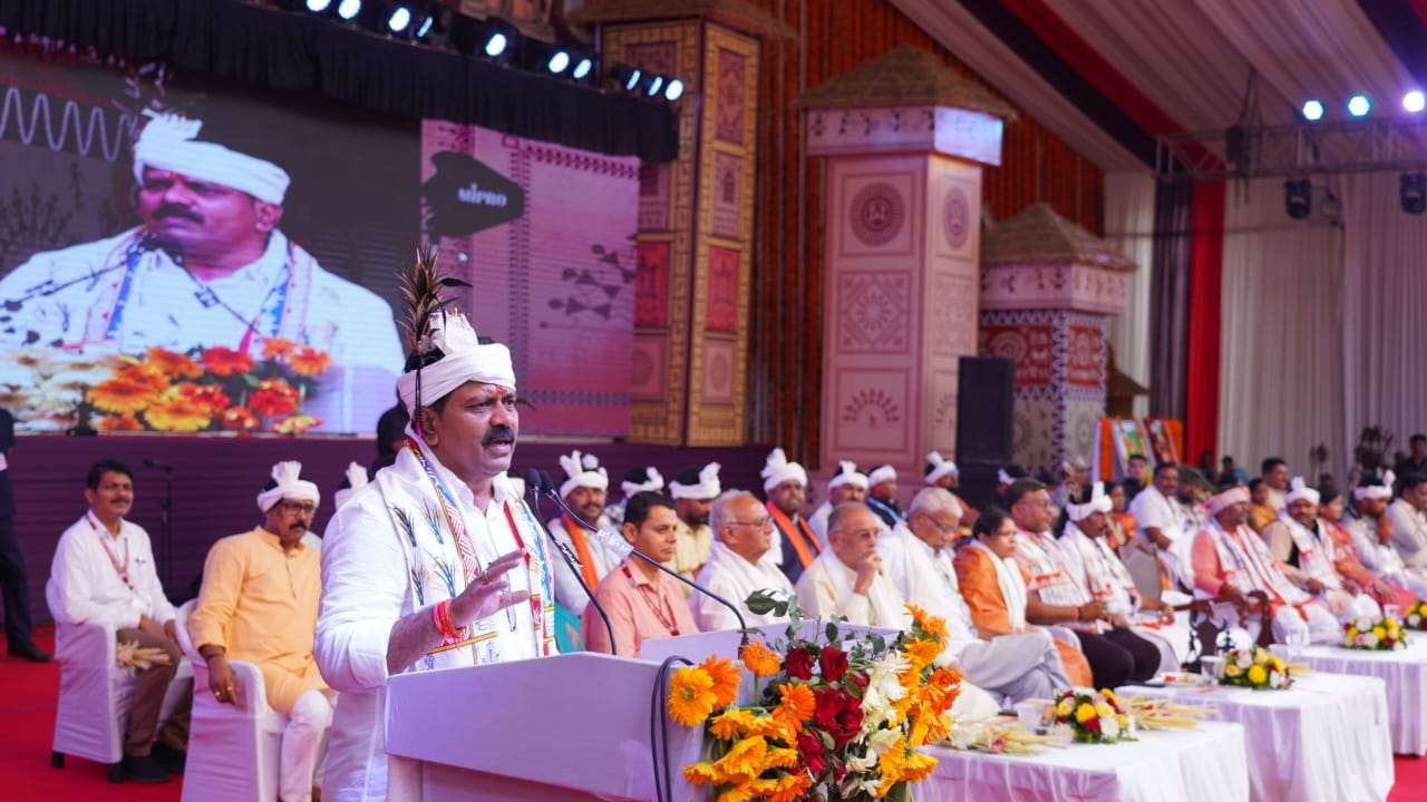 बस्तर की वैभवशाली संस्कृति को वैश्विक पहचान दिलाने की पहल: बस्तर पंडुम 2025 का भव्य आयोजन..
