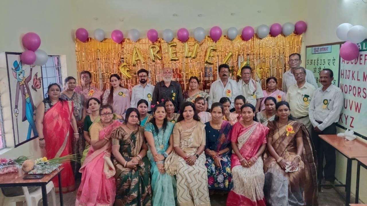संकुल स्रोत केंद्र जामकोटपारा में भावभीनी विदाई व सम्मान समारोह का आयोजन...