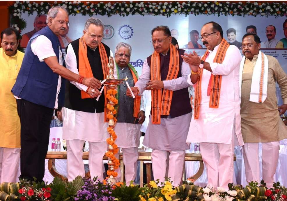 छत्तीसगढ़ में 4 स्मार्ट औद्योगिक पार्क स्थापित होंगे-मुख्यमंत्री विष्णु देव साय...