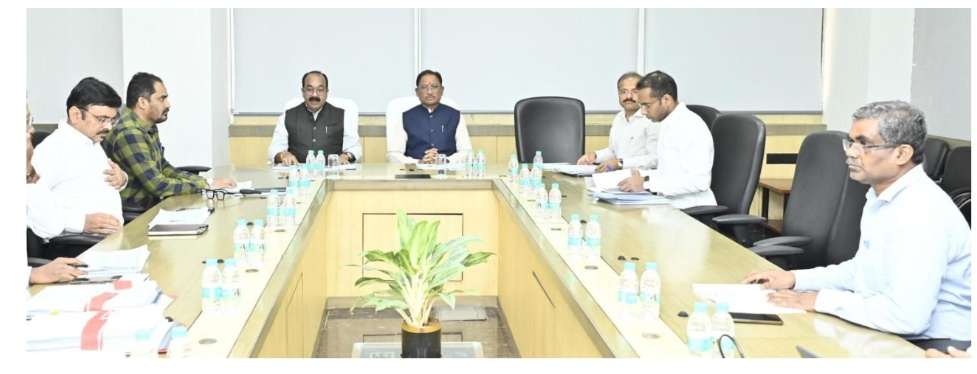 मुख्यमंत्री विष्णु देव साय ने लोक निर्माण विभाग की समीक्षा बैठक में दिए तेज और गुणवत्तापूर्ण निर्माण कार्यों के निर्देश...