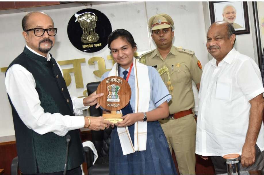 राज्यपाल ने बोर्ड परीक्षाओं में उत्कृष्ट प्रदर्शन करने वाले विद्यार्थियों को किया सम्मानित, मेधावियों को 5-5 हजार रुपये की प्रोत्साहन राशि प्रदान की..