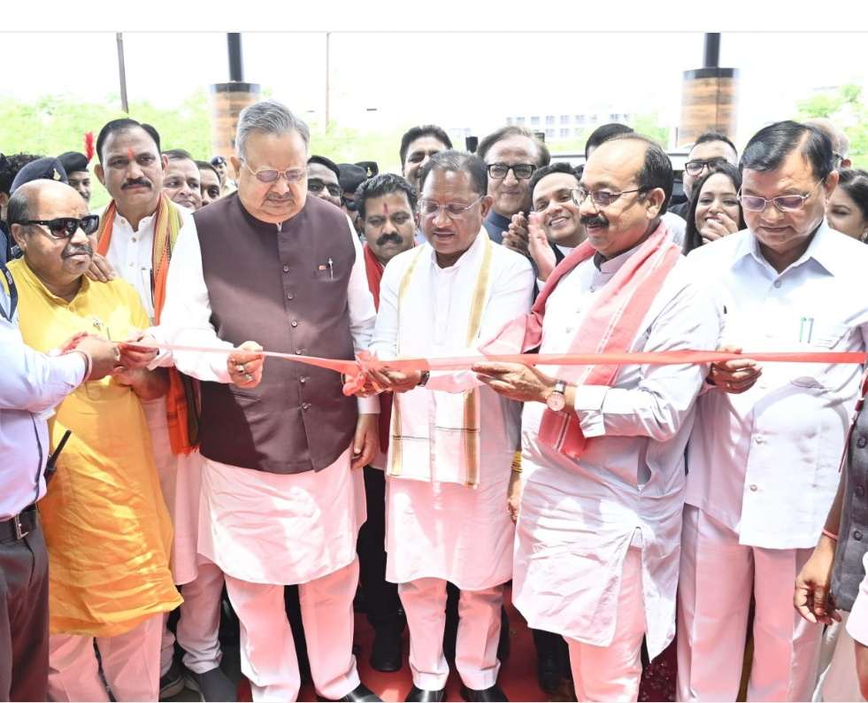 मुख्यमंत्री विष्णु देव साय ने आईटीएसए अस्पताल का किया शुभारंभ....