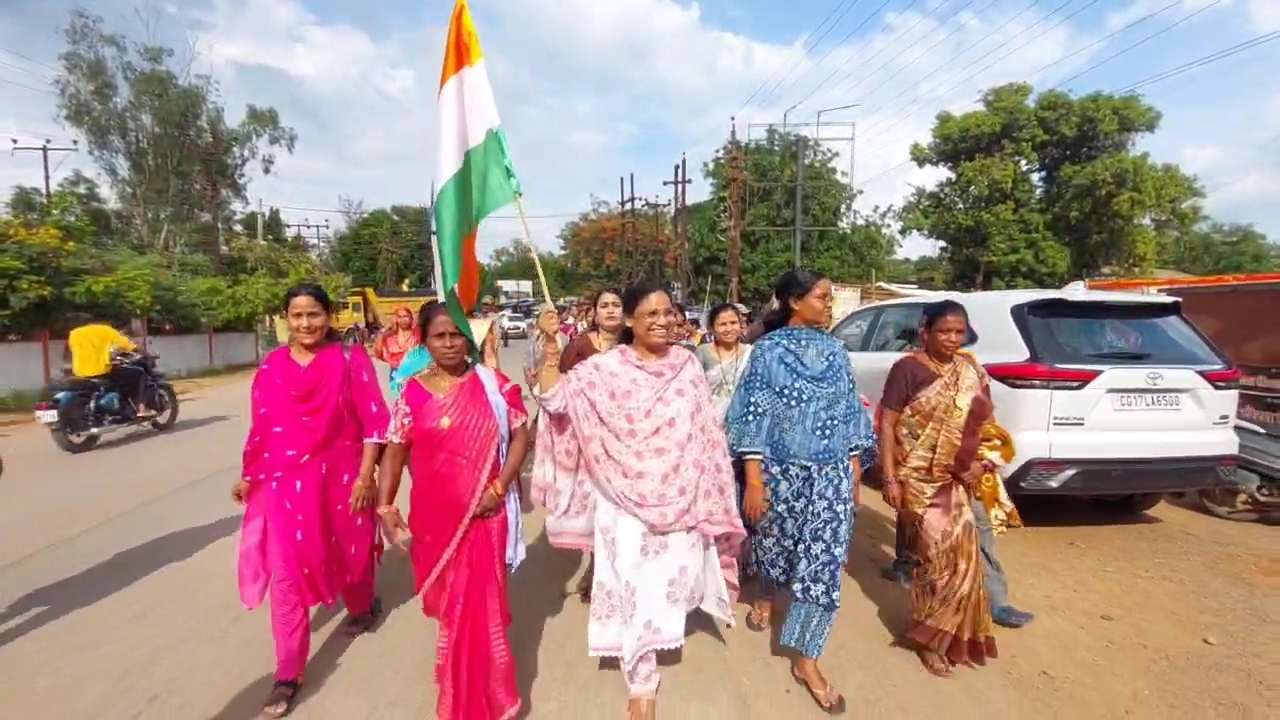 कोण्डागांव की मातृशक्ति ने बढ़ाया सेना का मानऑपरेशन सिंदूर की सफलता पर आयोजित हुआ भव्य समारोह व रैली