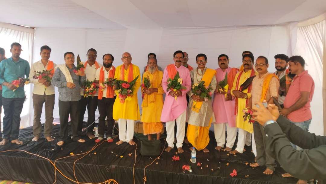 तुलसी मानस प्रतिष्ठान की जिला स्तरीय बैठक बफना में संपन्न...