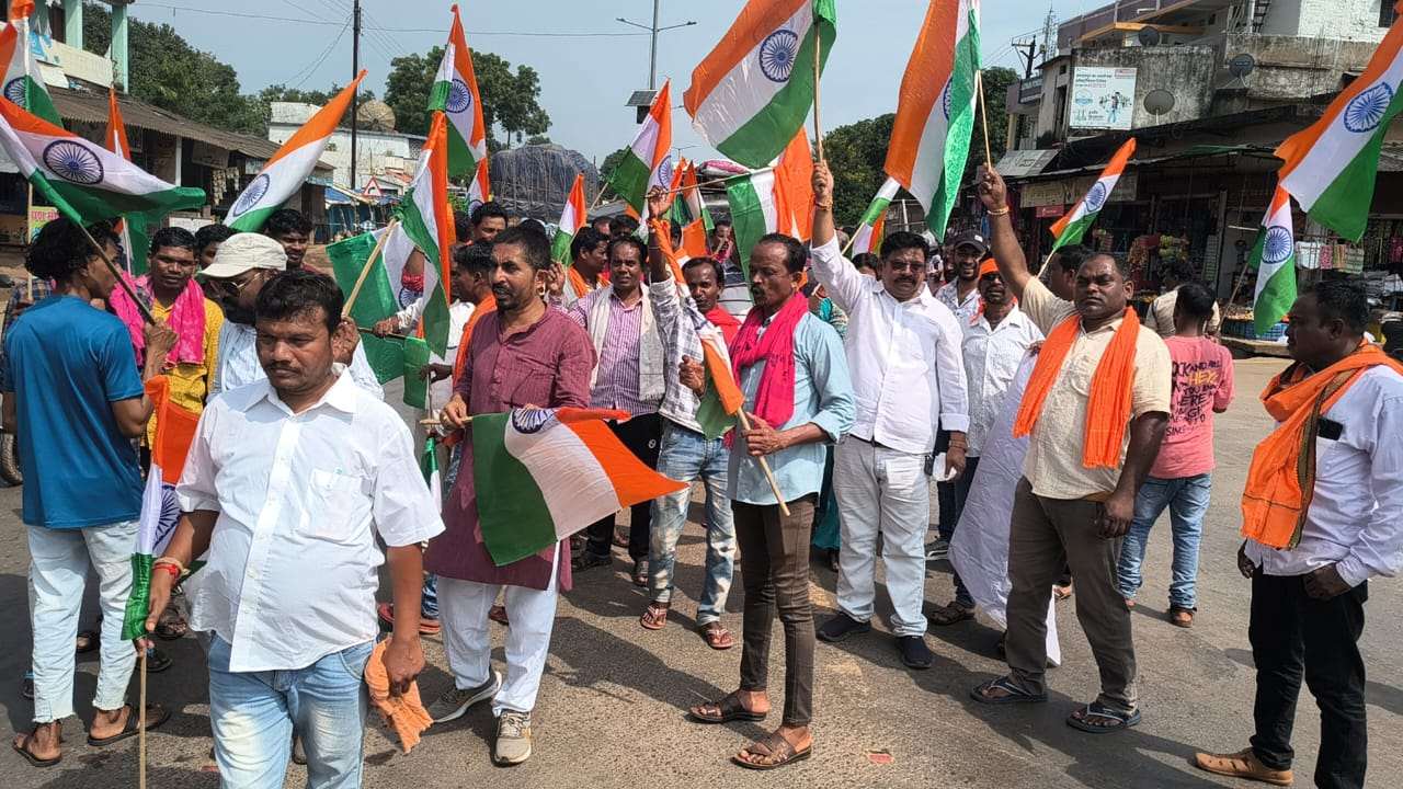 भाजपा मंडल बस्तर ने हर घर तिरंगा यात्रा निकाली..