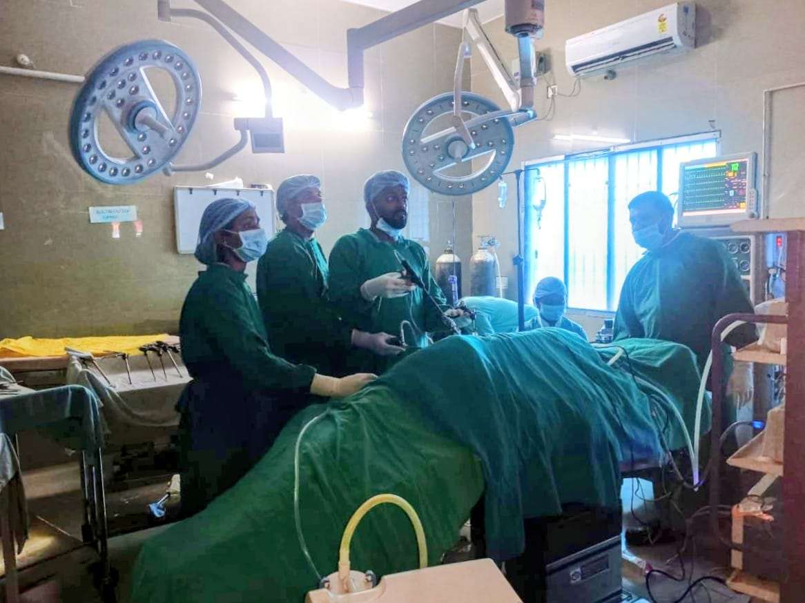 गरीबी और बीमारी से जूझती सावित्री को जिला अस्पताल में मिला नया जीवन..
