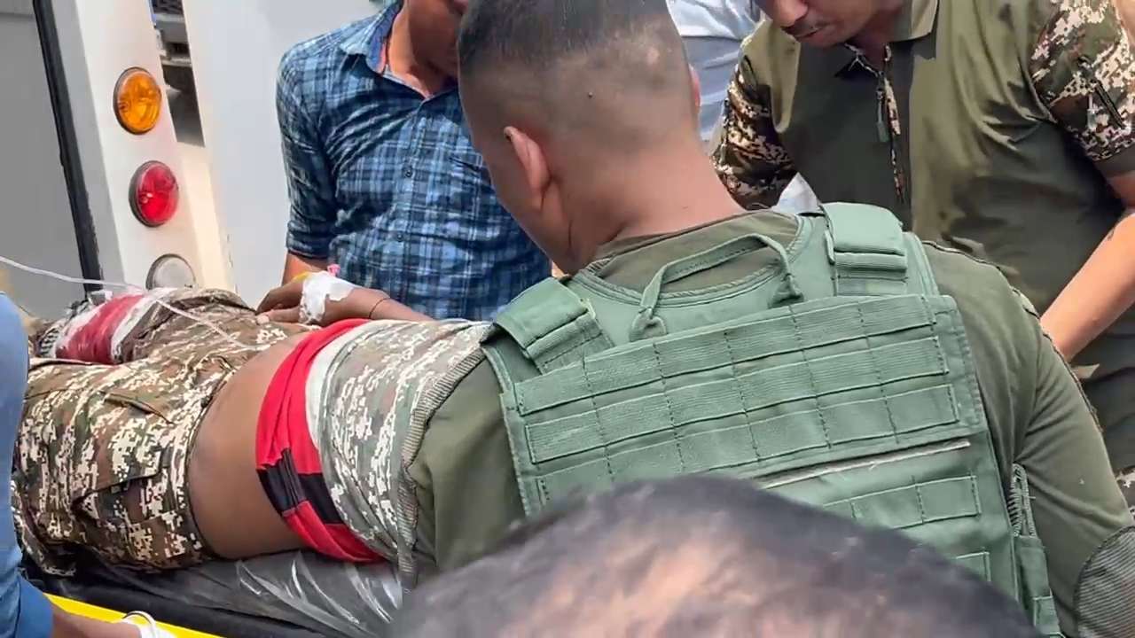 दंतेवाड़ा में IED ब्लास्ट : CRPF के दो जवान घायल