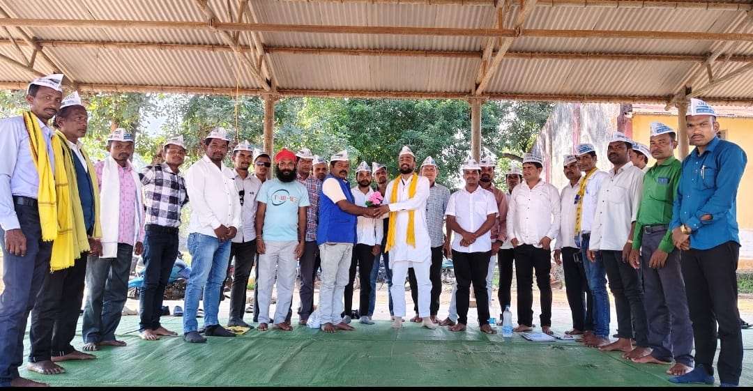 आम आदमी पार्टी की जिला स्तरीय बैठक संपन्न