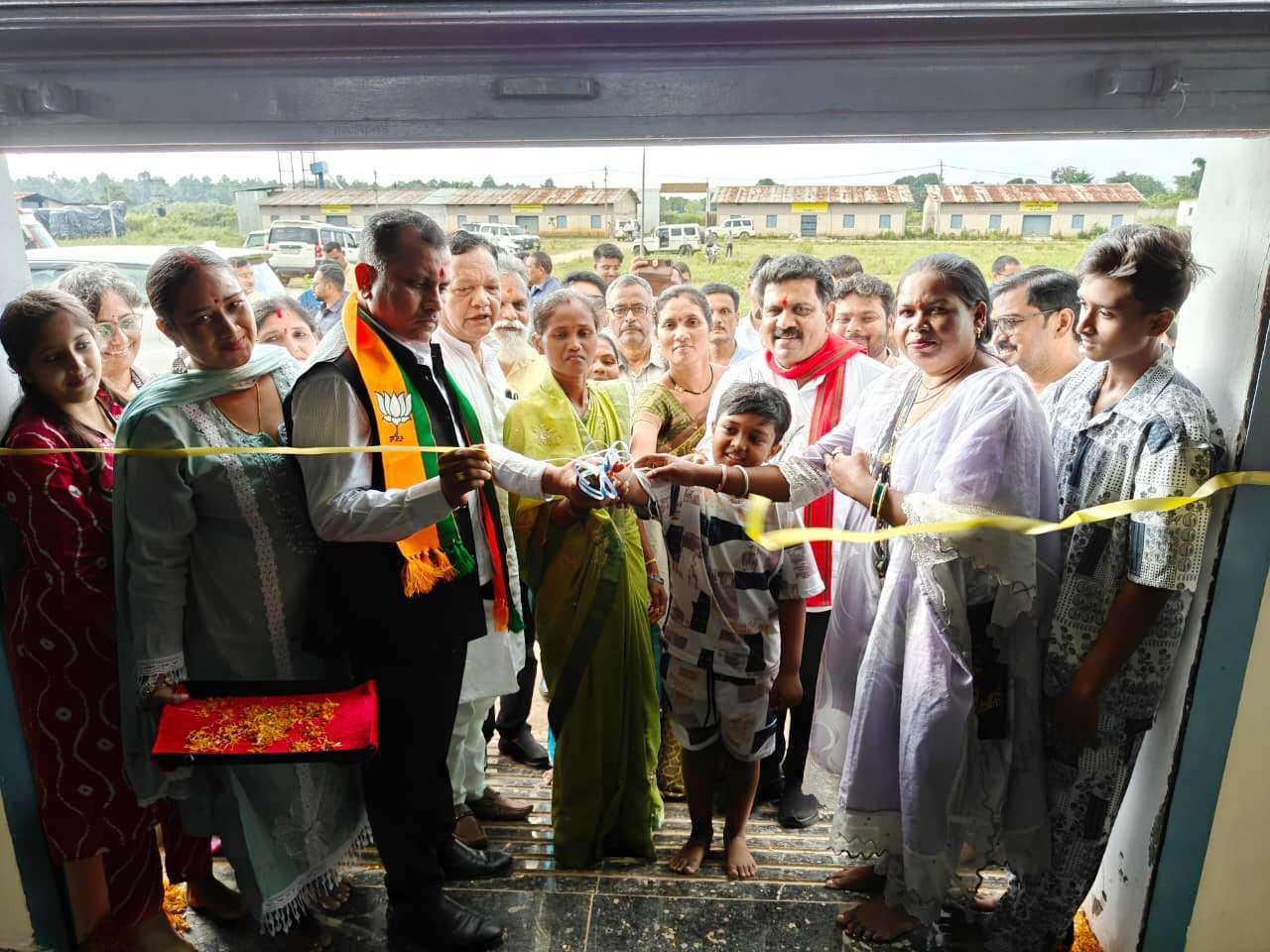 उपमुख्यमंत्री विजय शर्मा ने बस्तर में किया रेडी-टू-ईट इकाई का उद्घाटन