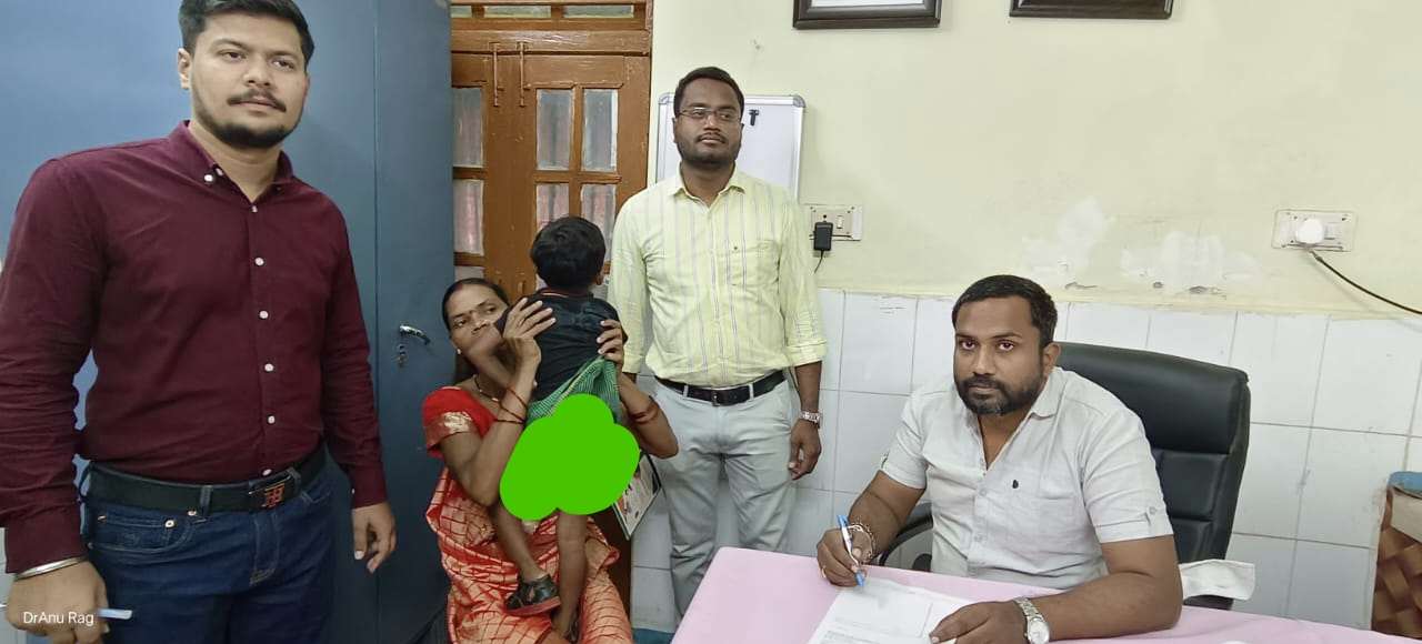 आर.बी.एस.के. टीम, सीएचसी विश्रामपुरी की तत्परता से बच्चे को मिला नया जीवन