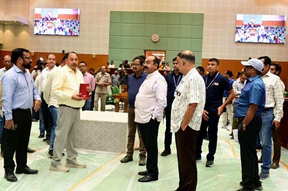 उप मुख्यमंत्री अरुण साव ने विधानसभा भवन के लोकार्पण की तैयारियों का किया निरीक्षण...