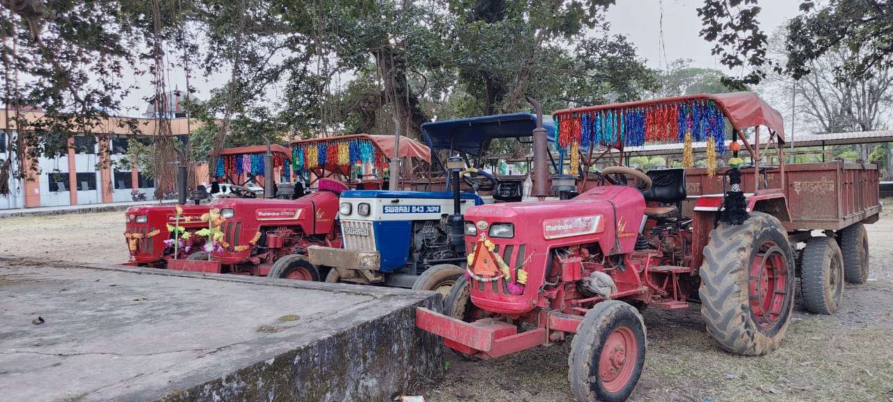 फजीहत से बचने विभाग ने चार ट्रैक्टर किया जब्त, बड़े रेत कारोबारियों को बचाने का आरोप तेज...