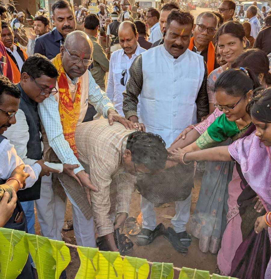 विधायक ने विश्रामपुरी क्षेत्र को 44 करोड़ के विकास कार्य का किया भूमिपूजन