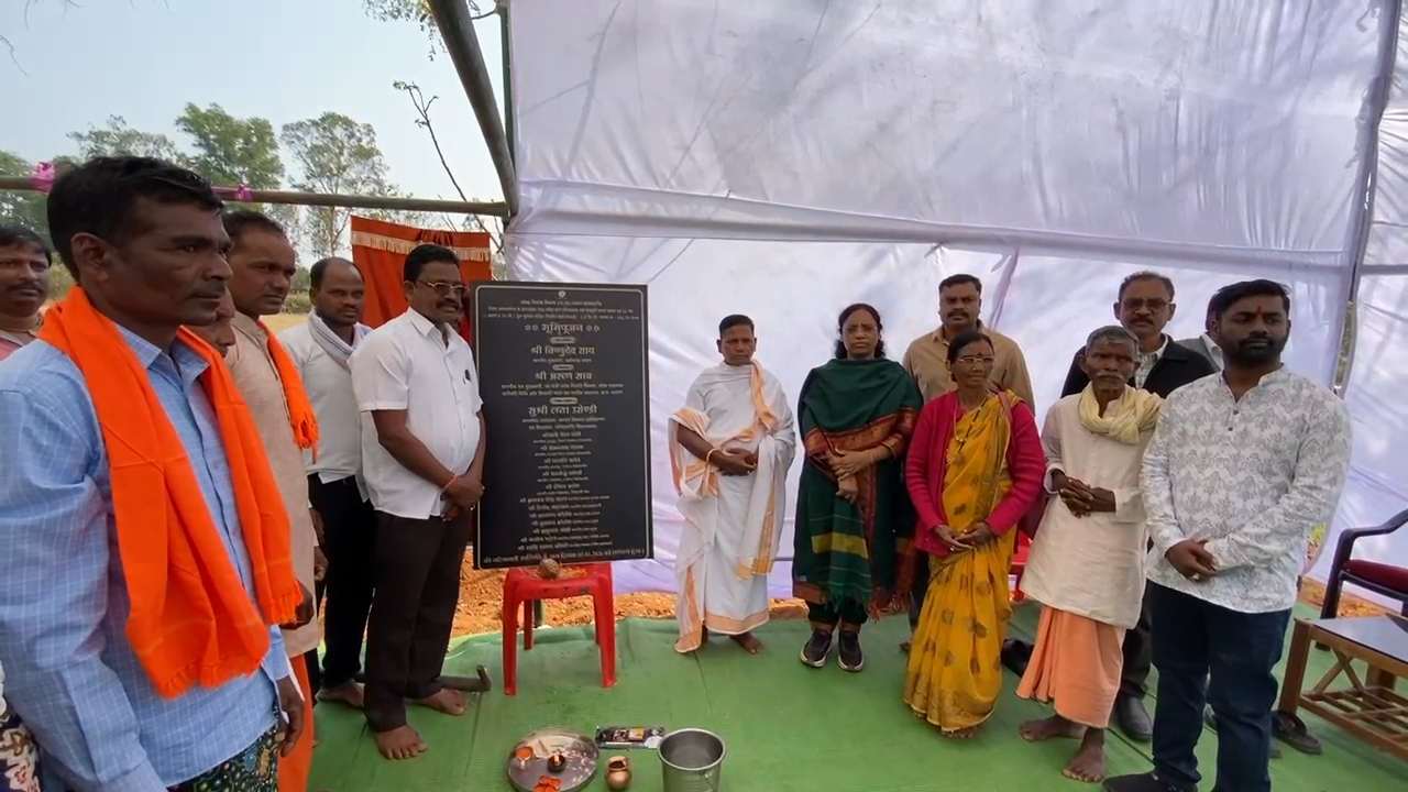 विधायक सुश्री लता उसेंडी ने कोपाबेड़ा में 4 करोड़ 51 लाख से अधिक के सड़क चौड़ीकरण कार्य का किया भूमिपूजन