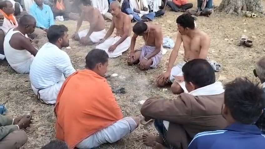 केशकाल विधानसभा अंतर्गत ग्राम बांसकोट की अनूठी माटी कोर्ट परंपरा आज भी जीवंत