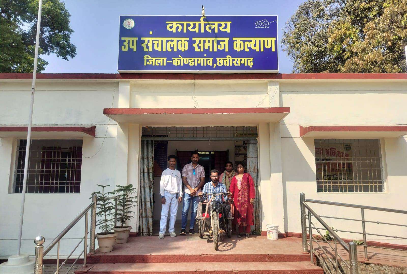 हितग्राही को मोटराइज्ड ट्राईसाइकिल प्रदाय, आवागमन हुआ सुगम