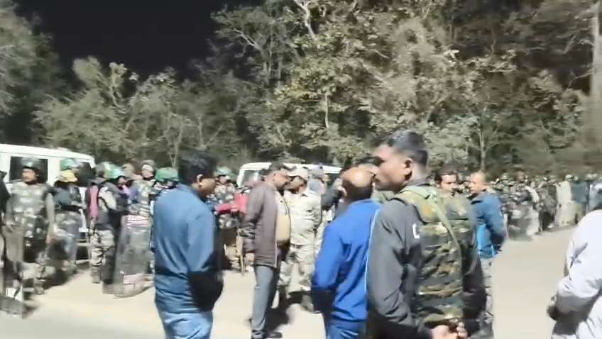 देर रात मक्का प्रसंस्करण प्लांट में ग्रामीणों का हंगामा, तोड़फोड़ से फैला तनाव