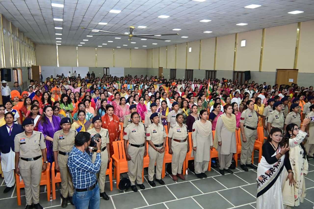  मैं भारत हूं” थीम पर भव्य बाइक-स्कूटी रैली, गोल्डन बुक ऑफ वर्ल्ड रिकॉर्ड में दर्ज