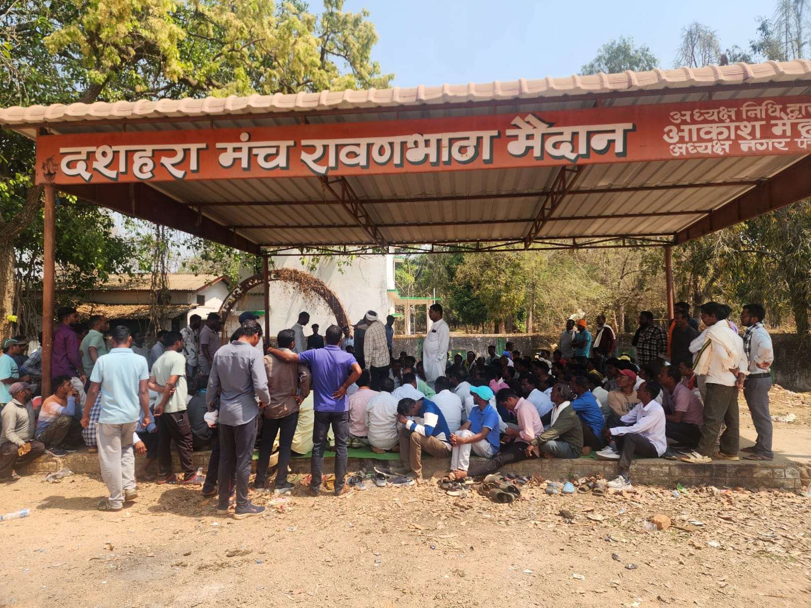लो-वोल्टेज से परेशान ग्रामीणों का आक्रोश, 12 मार्च को विद्युत मंडल कार्यालय घेरने की चेतावनी
